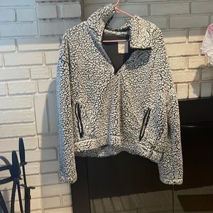 never worn grey fluffy sweater